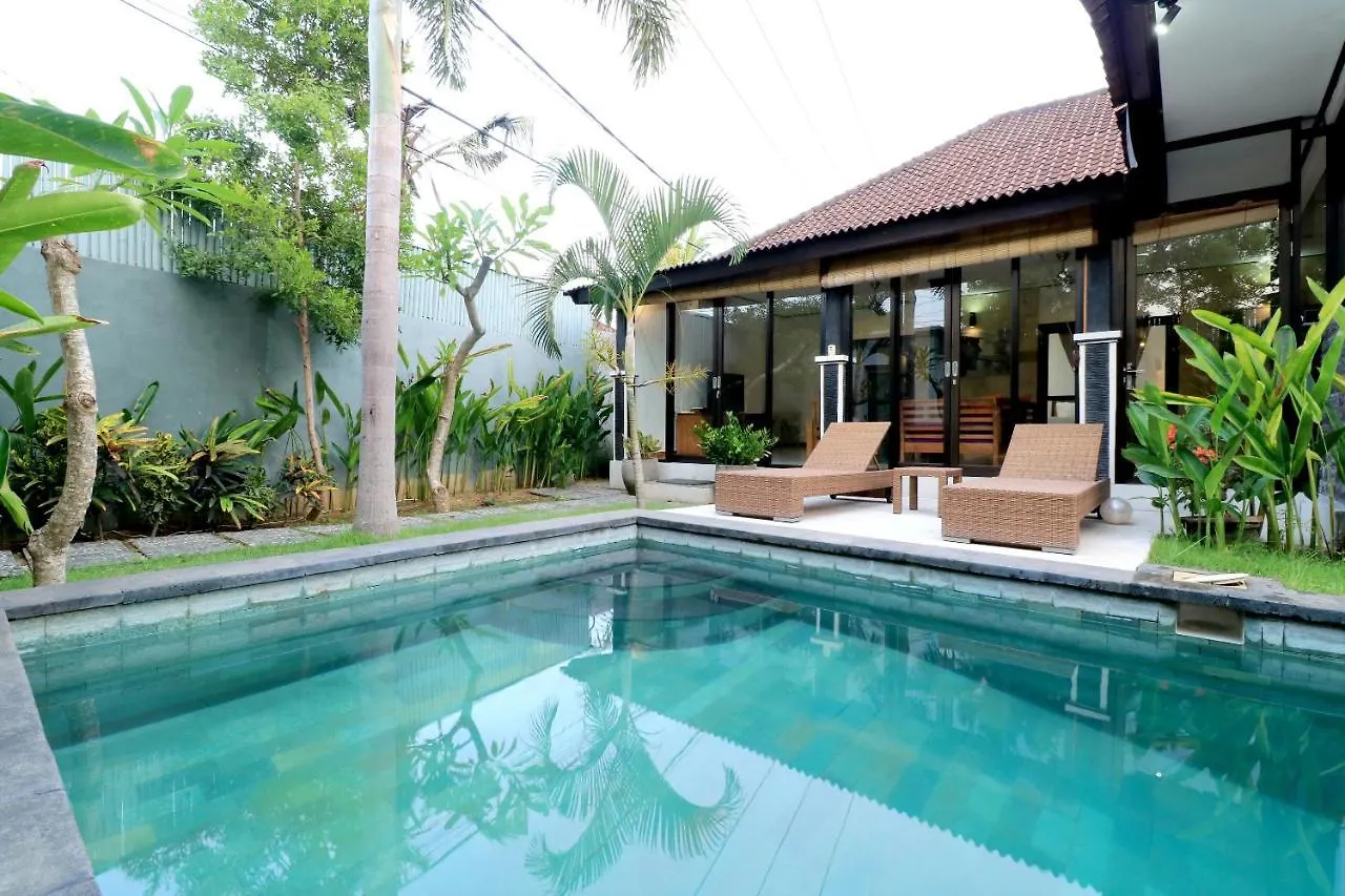 Hotel Oyo 2542 Villa Iluka 2 Kerobokan