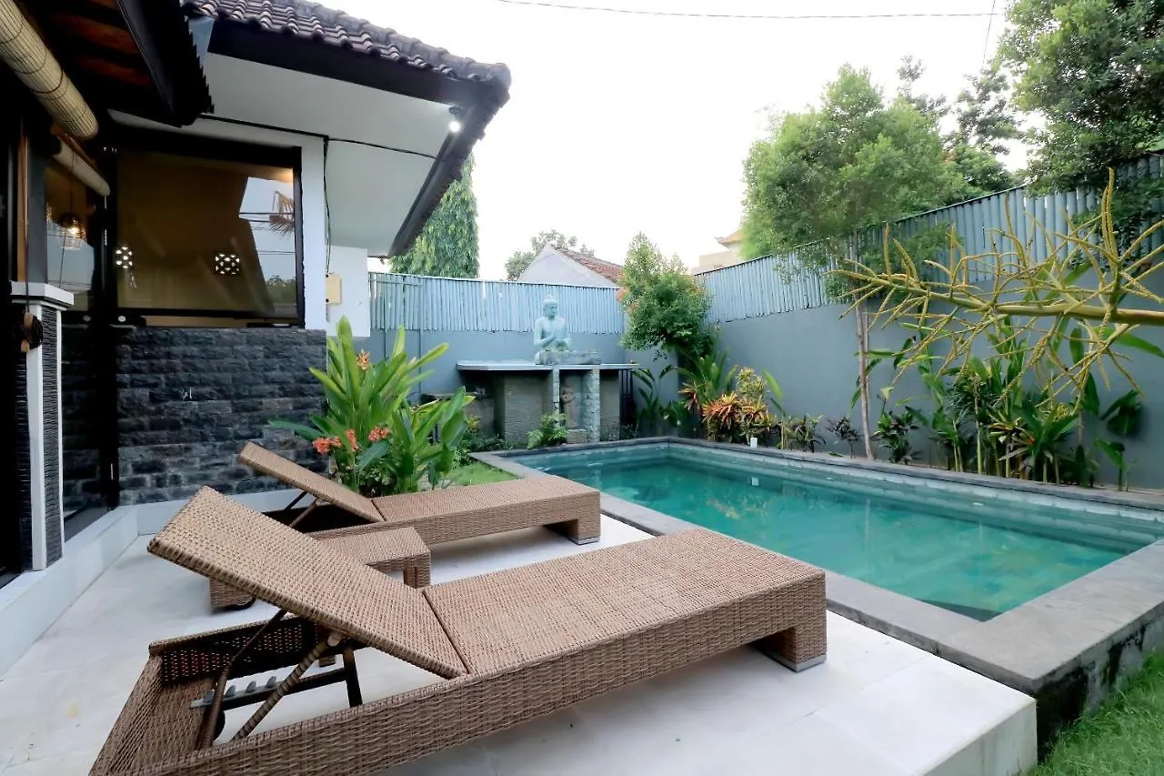 Hotel Oyo 2542 Villa Iluka 2 Kerobokan