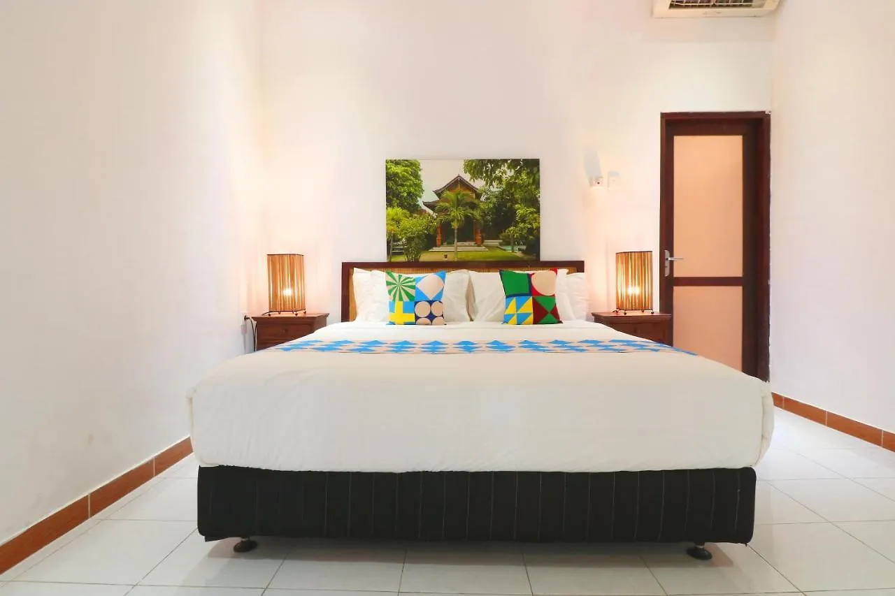 Oyo 2542 Villa Iluka 2 Kerobokan